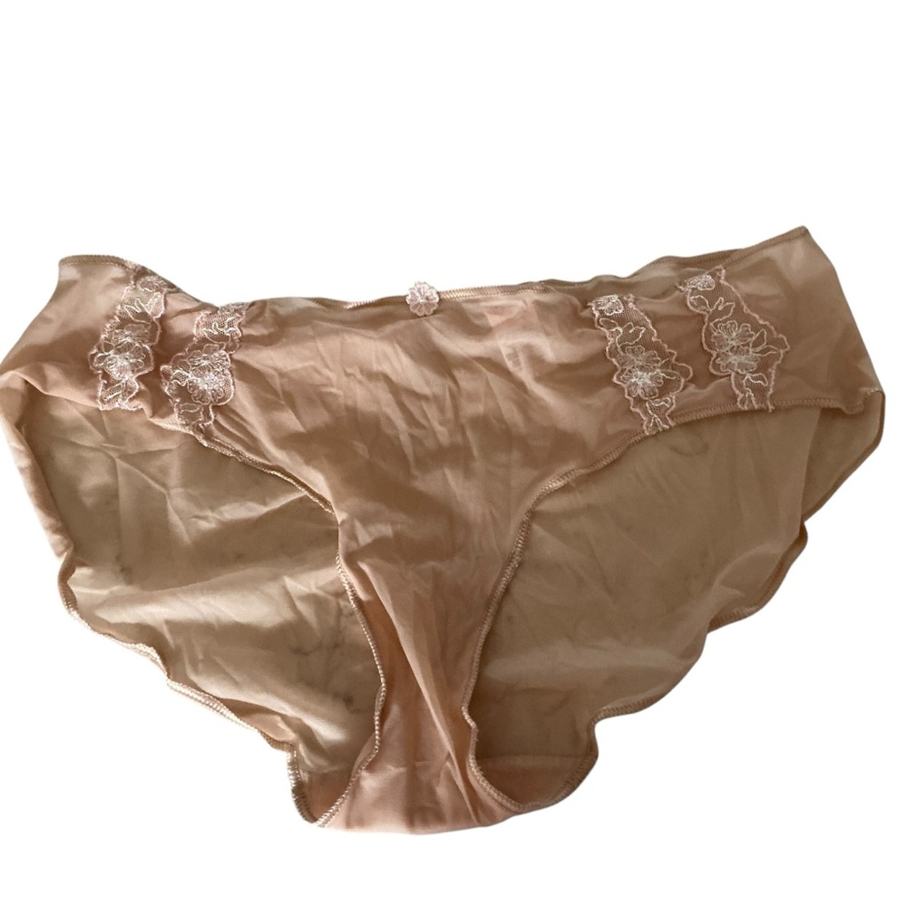 Victoria’s Secret Y2K Dream angels satin lace embroidered hiphugger panty Sz S